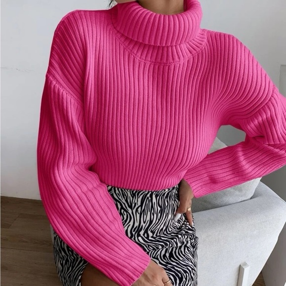 New pink ribbed knit turtleneck sweater - Picture 3 of 5